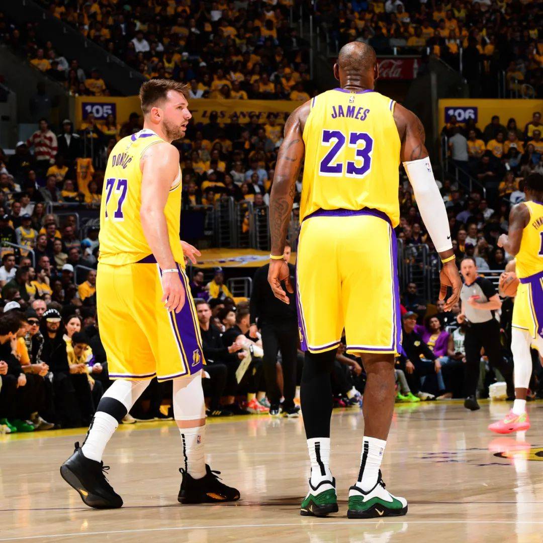 九游体育官网-东契奇关键节点回归赛场，勇士带队取胜！